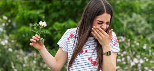 Come curare l'allergia di primavera: antistaminici ed altri rimedi efficaci